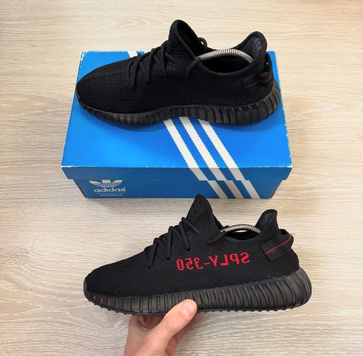 Кроссовки Adidas Yeezy Boost оригинал размер 43