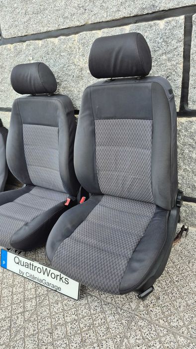 Conjunto Completo Bancos Rebatíveis Audi A4 B5 8D Sedan Avant 1995 a 2001