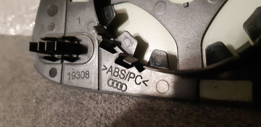 Lusterko audi szkło