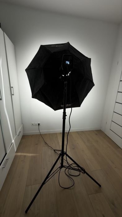 Godox SL-100D + softbox + statyw
