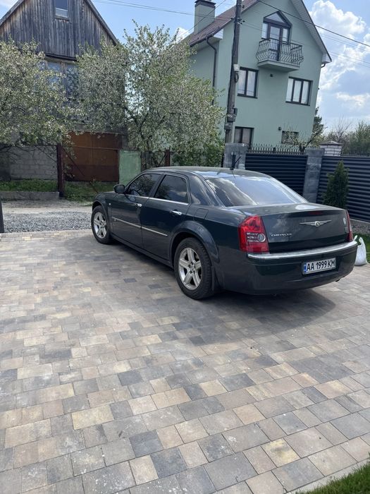 Продам chrysler 300c