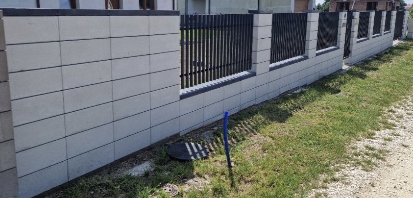 Kompleksowy montaż, budowa ogrodzeń/Usługi brukarskie