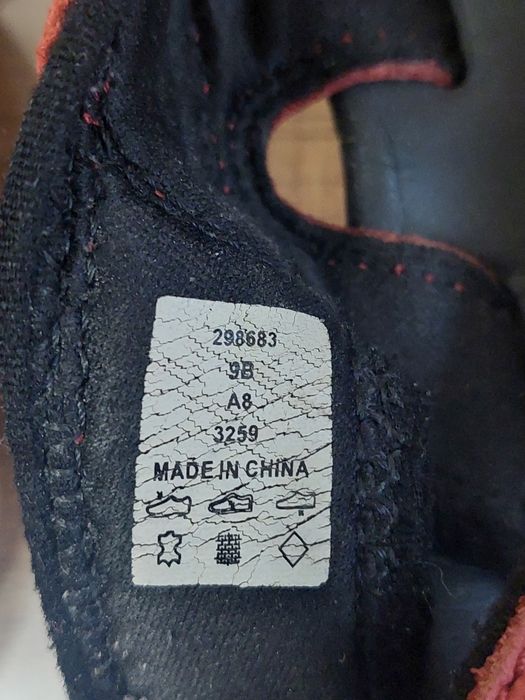 Продам шкіряні босоніжки/сандалі Ecco.