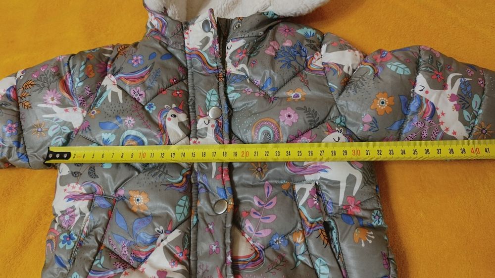 Курточка на дівчинку зимова,тепла