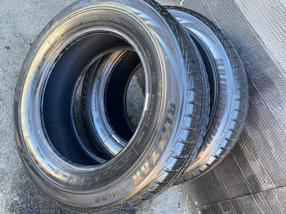 215/65/16 M+S зима bridgestone 2 шт