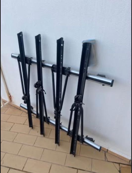 Grelha de tejadilho com 4 suportes para bicicletas – com chave
