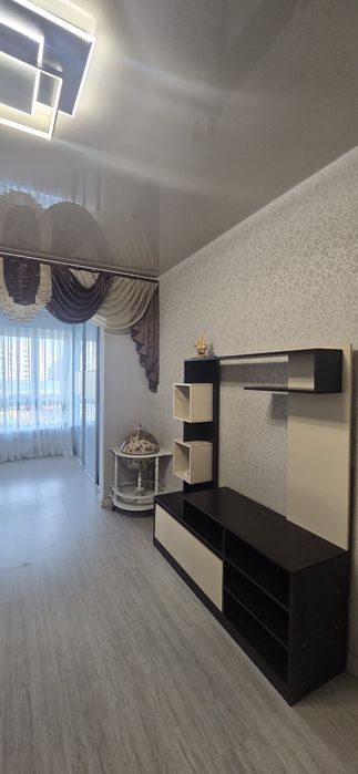Продаж квартири з автономним опаленням та паркомісцем