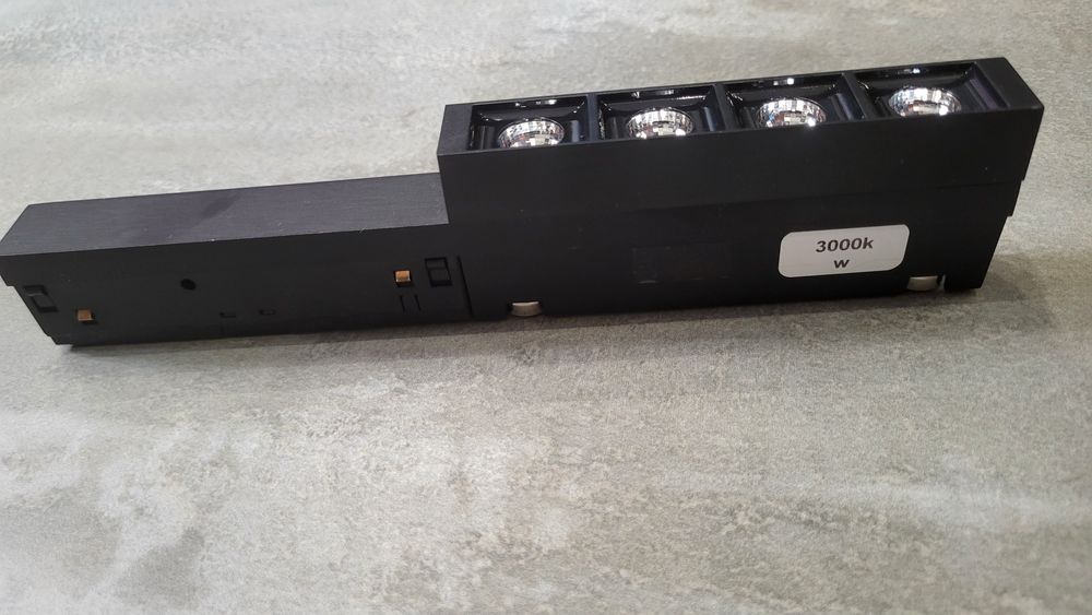 Трековий світильник,лінійний  DELTALIGHT