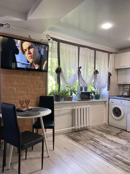 Погодинно квартира в Центрі