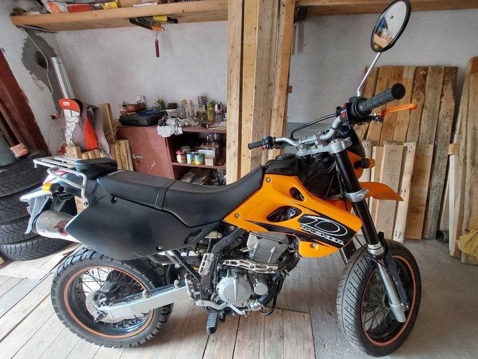 Kawasaki D-Tracker 250, 2003 мотард (супермото), карбюратор, 29 к.с.