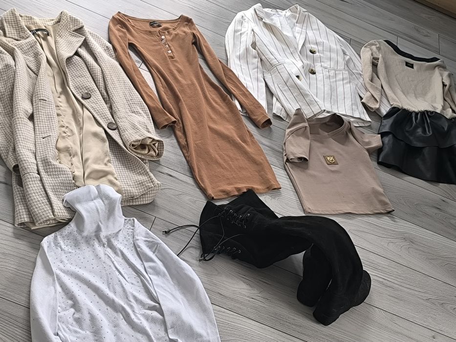 Paka ubrań damskich