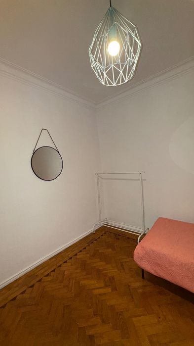 Alugo quarto em algés