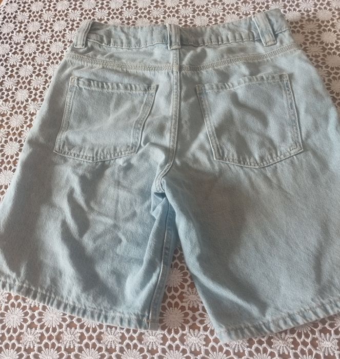 Krótkie spodenki jeansowe