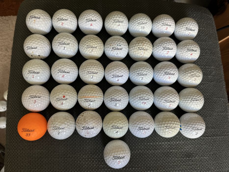 Lote de 36 Bolas de Golfe Titleist (inclui Pro V1 / Pro V1x)