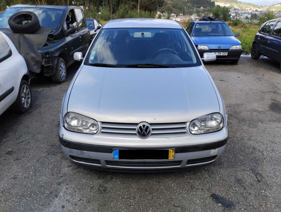 VW Golf 1.4 Só Para Peças Motor Avariado