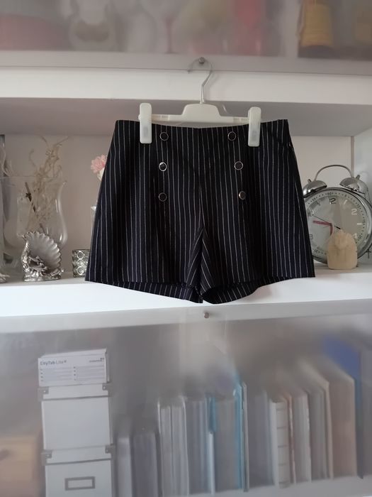 Amisu świetne spodenki damskie L