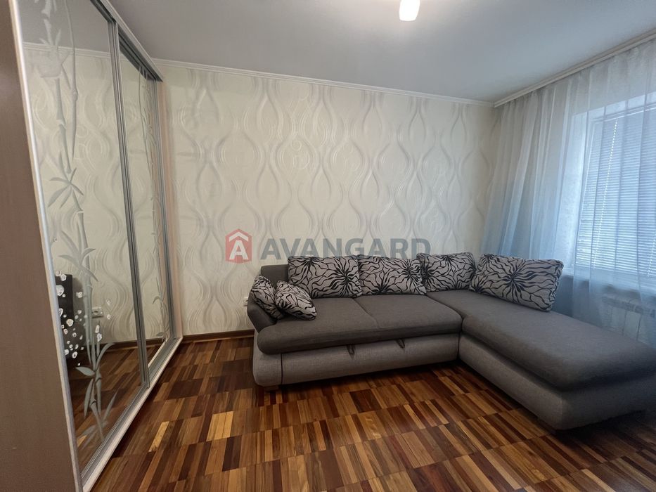 Продаеться 2 кім квартира