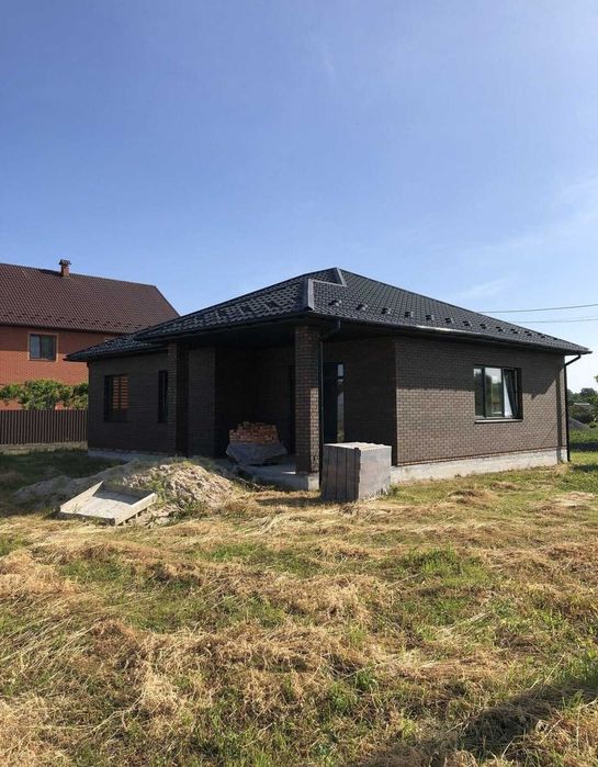 Продаж 1 поверхового будинку в Луці-Мелешківській