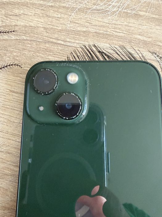 Продам iphone 13