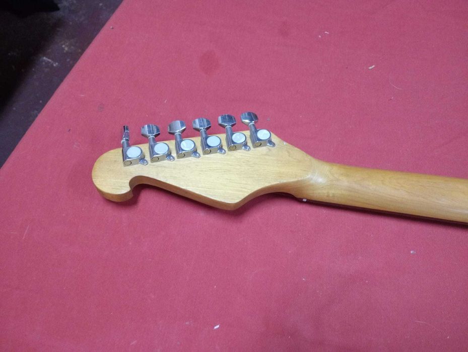 guitarra elétrica