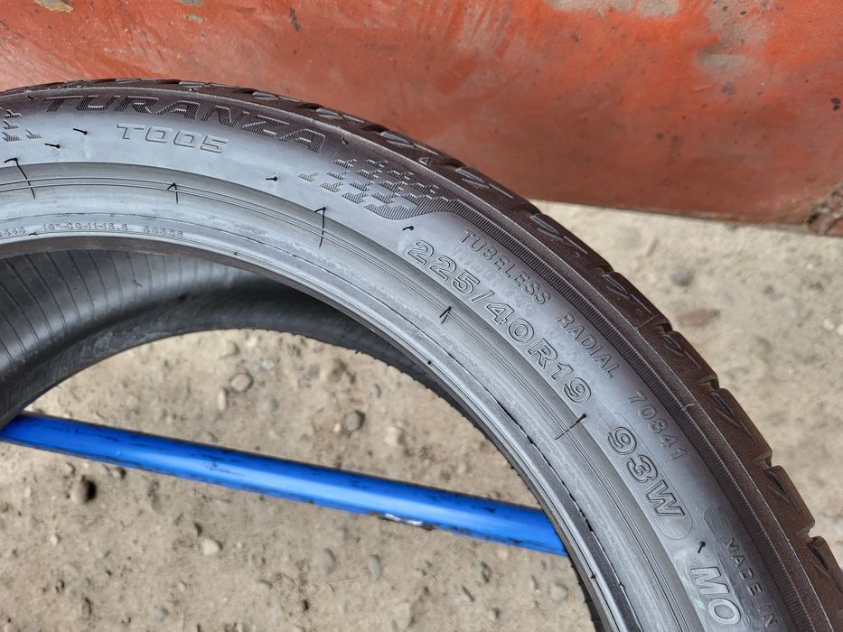 225/40/19 R19 Bridgestone Turanza T005 4шт ціна за 1шт шини