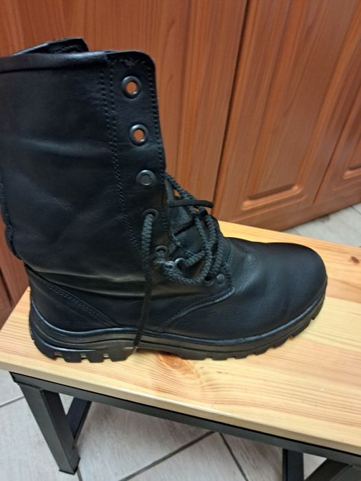 Берцы кожаные фирмы Bars