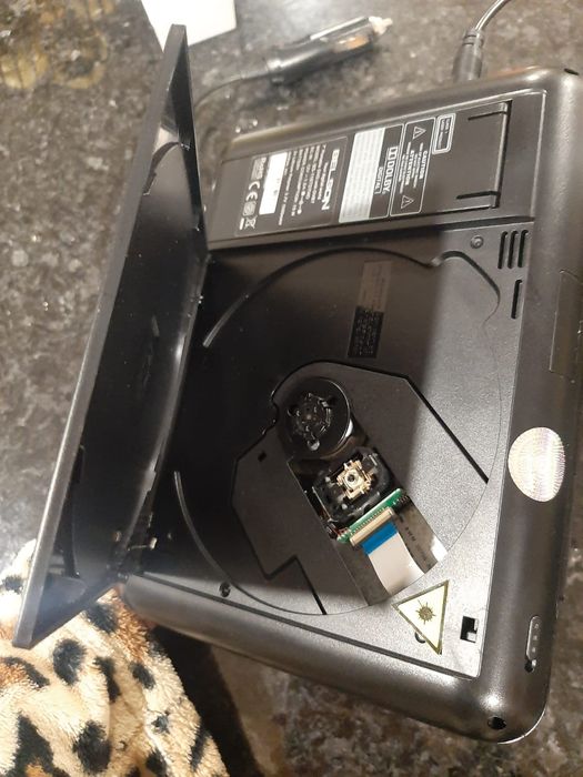 Leitor DVD e de Pen-drive,  para automovel