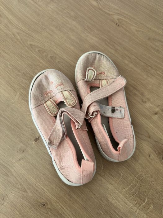 Super urocze buciki dla dziewczynki