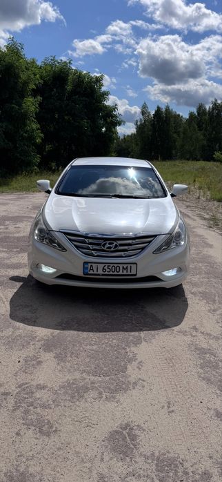 Hyundai Sonata YF