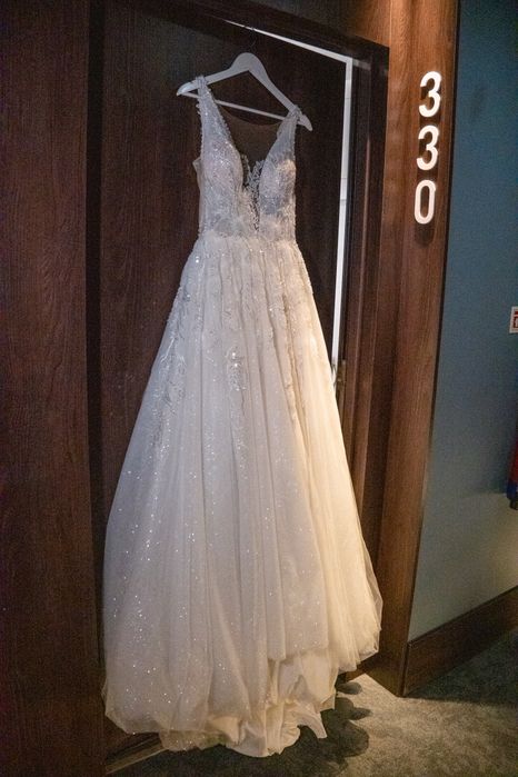 Vendo vestidos de noiva e damas