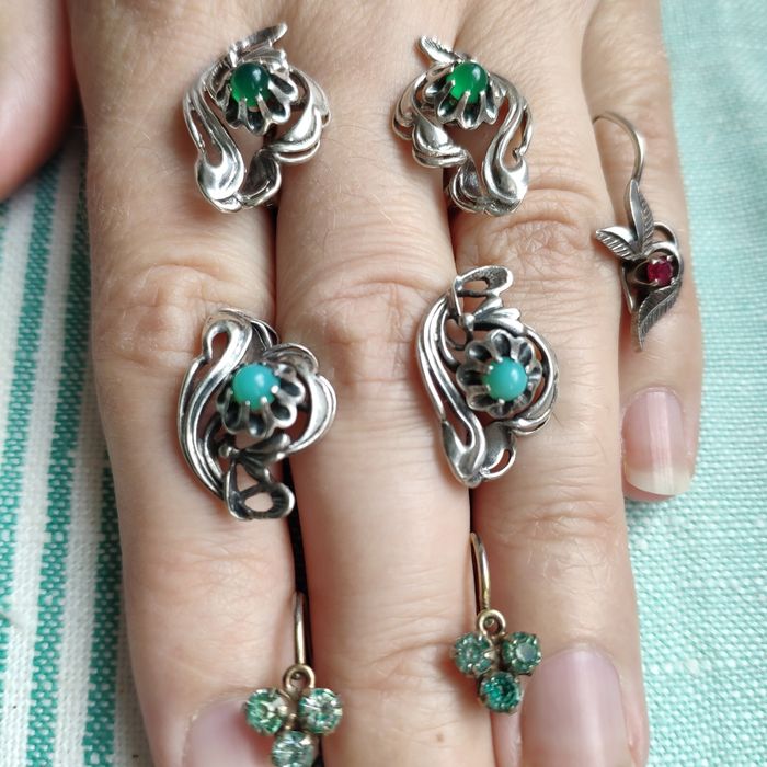 Серьги, подвески, кольца, броши из серебра