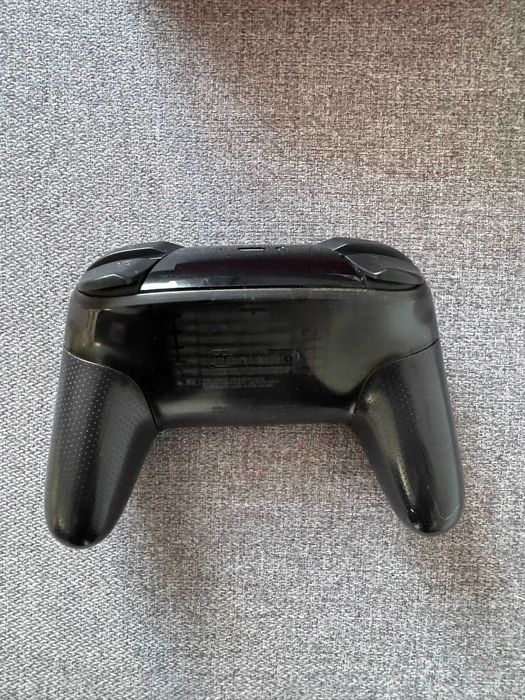 Nintendo Switch Pro Controller
