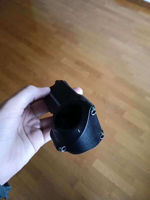 Urgente Mesa com parafusos camaleão