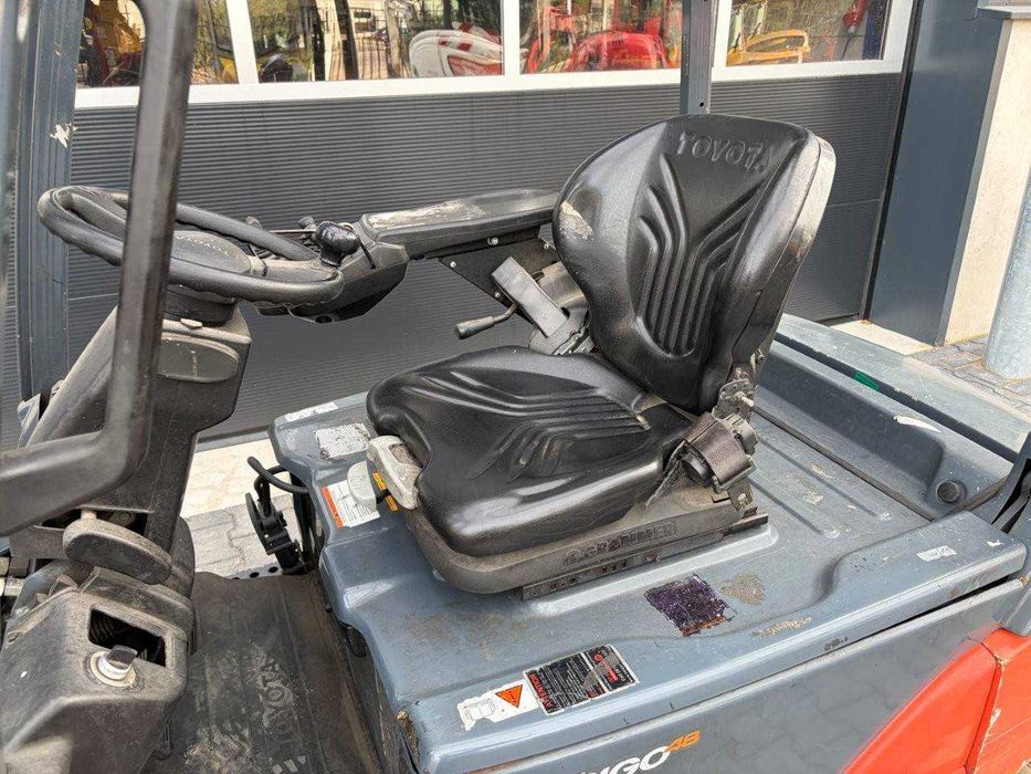 Empilhador eléctrico Toyota 8FBM16T de 2017, 1600 kg (2657)