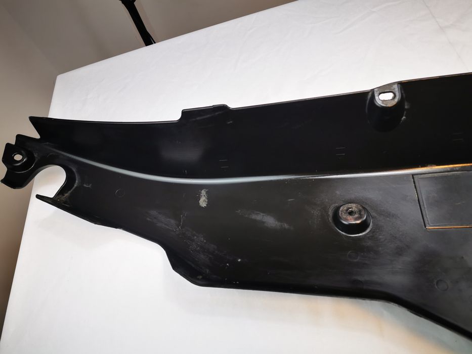 Osłona plastik pasa przedniego ford f 150