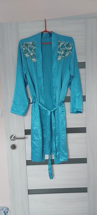 Szlafrok satyna M L XL sliski materiał