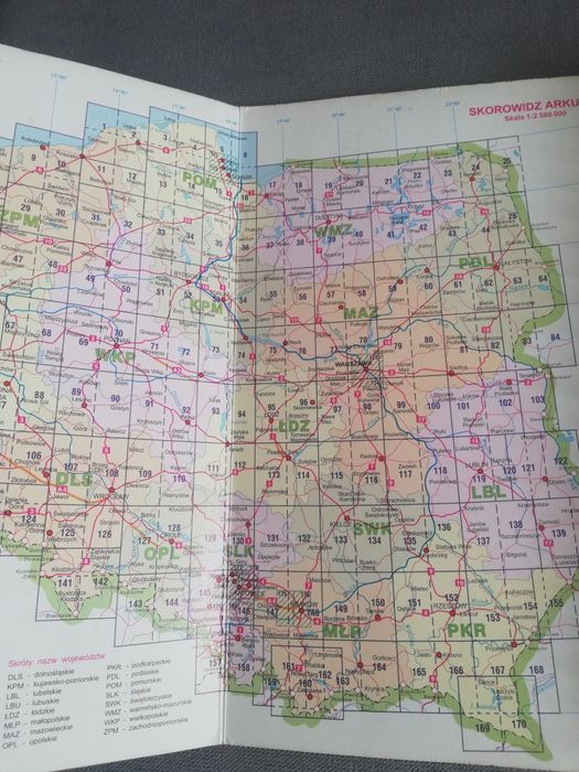 Atlas samochodowy Polska, z mapą Europy, edycja 2001