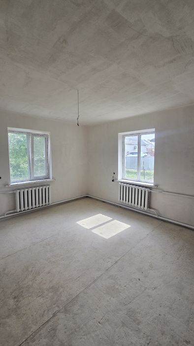 Продаж будинку м Тараща