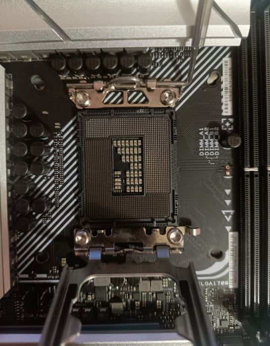 Материнська плата Asus prime Z690-A ddr5