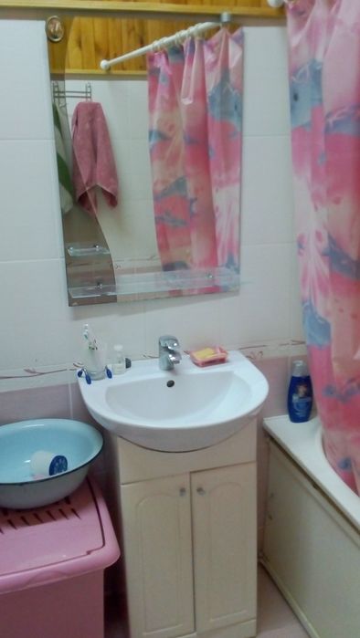 Продам 4-х.кім.квартиру в Новій Ушиці,