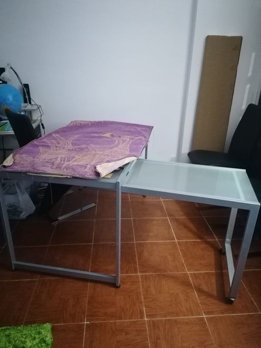 Mesa de trabalho com mesa de apoio vidro fosco