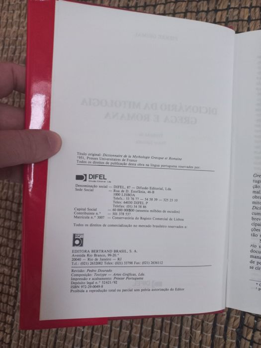 Livro dicionário de mitologia