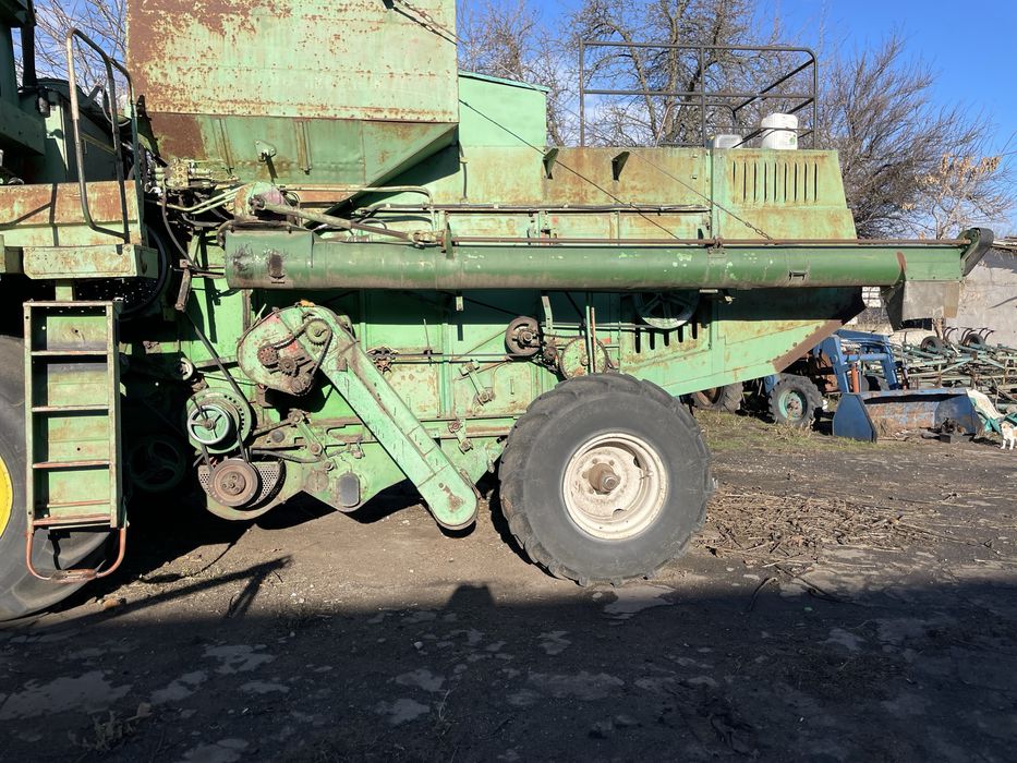 Комбаїн ДОН 1500