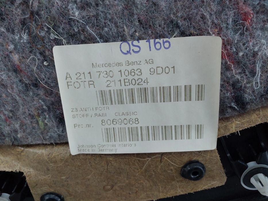 Forra porta / quartela trás direita MERCEDES-BENZ Classe E (W211)