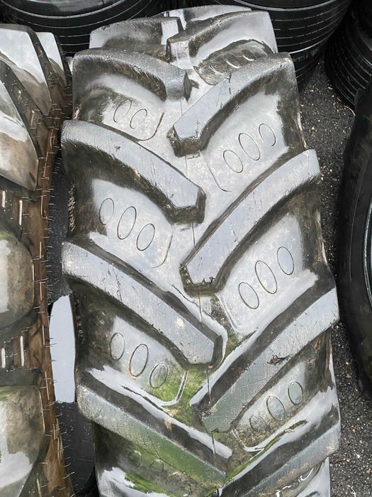 420/85r34 (16.9r34) BKT