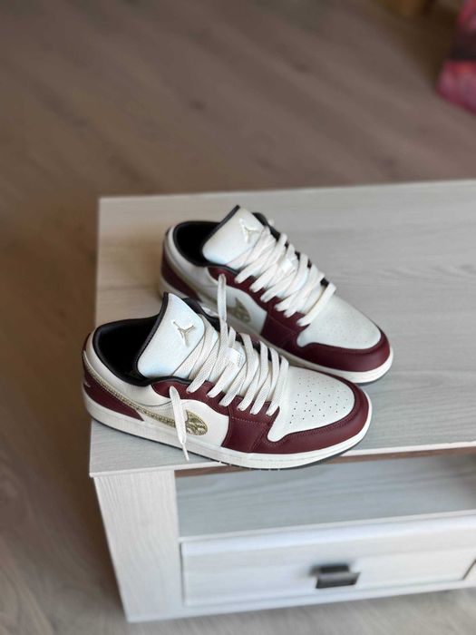 Air Jordan 1 Low SE "Lunar New Year" (Year of the Dragon).Чоловічі кросівки. Оригінальні кросівки. Оригінал. Данки. Лімітована колекція
