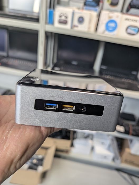 Міні ПК Intel   NUC NUC5I3RYH Є 100 шт є 100 шт