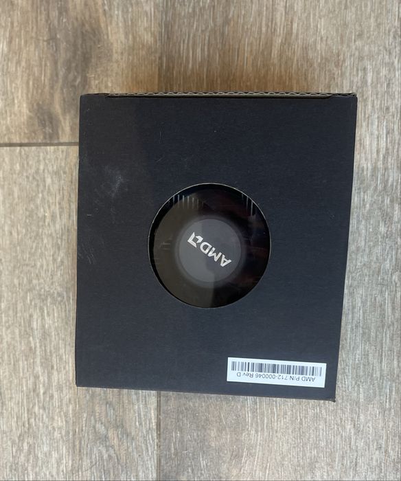 Procesor AMD Ryzen 3 3200G + chłodzenie – dobry stan!
