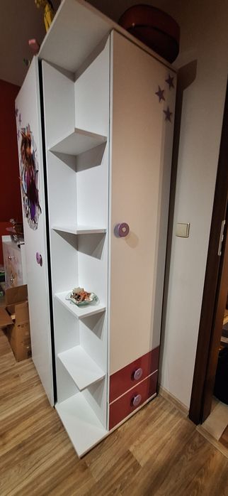 Sprzedam szafę do pokoju dziecięcego
