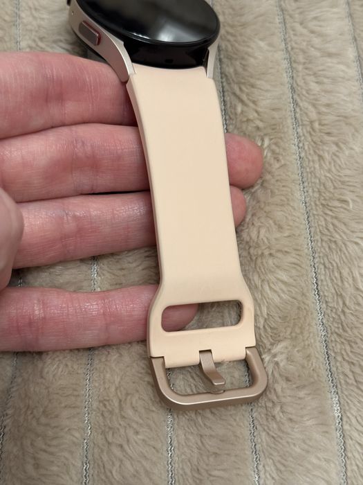 Смарт-годинник Samsung galaxy watch5 40mm в ідеальному стані
